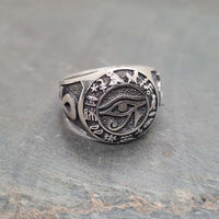 Front shot 0f 925 Sterling Silver Eye of Ra Ring