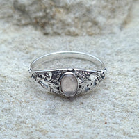 Front shot of 925 Sterling Silver Fern Leaf Rose Quartz Ring