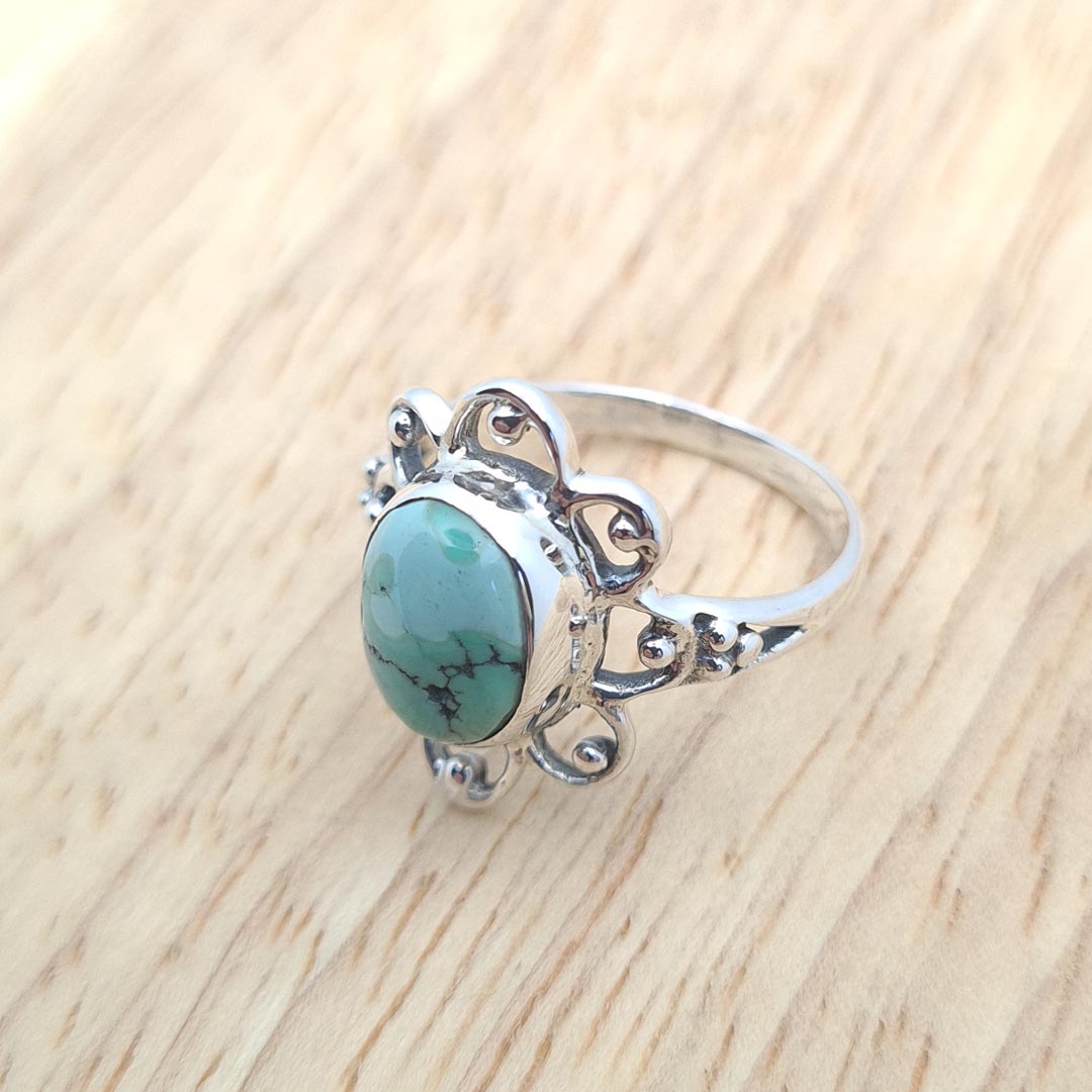 Side shot of 925 Sterling Silver Flower Turquoise Ring