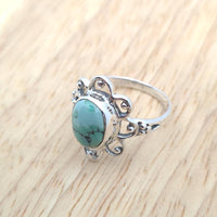Side shot of 925 Sterling Silver Flower Turquoise Ring