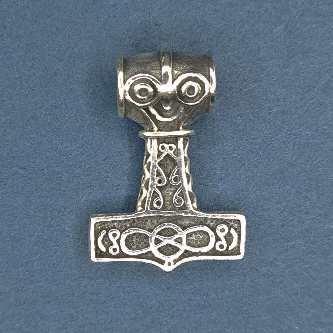 Sterling silver deals thor's hammer necklace